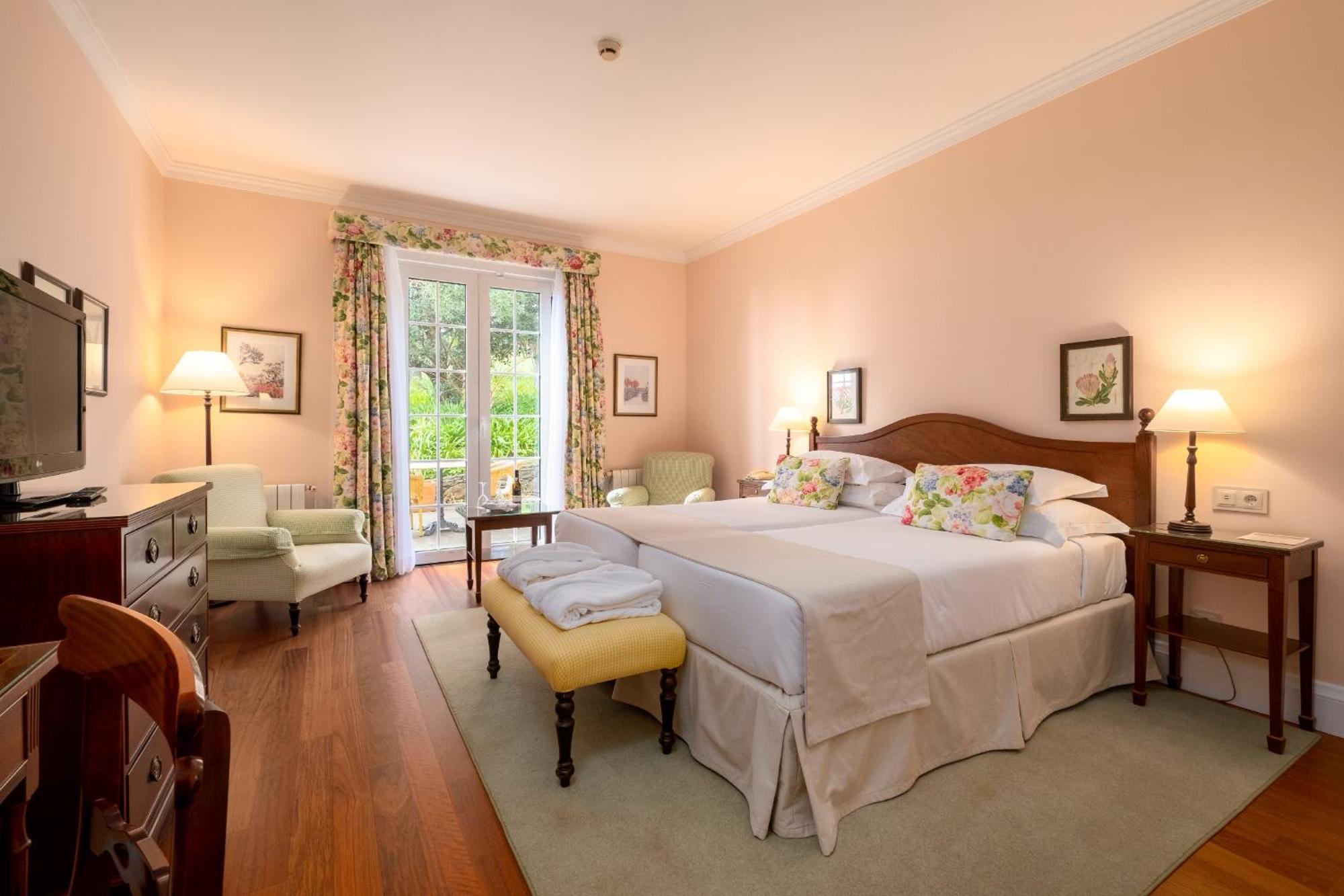 Casa Velha Do Palheiro Relais & Chateaux ฟุงชาล ภายนอก รูปภาพ